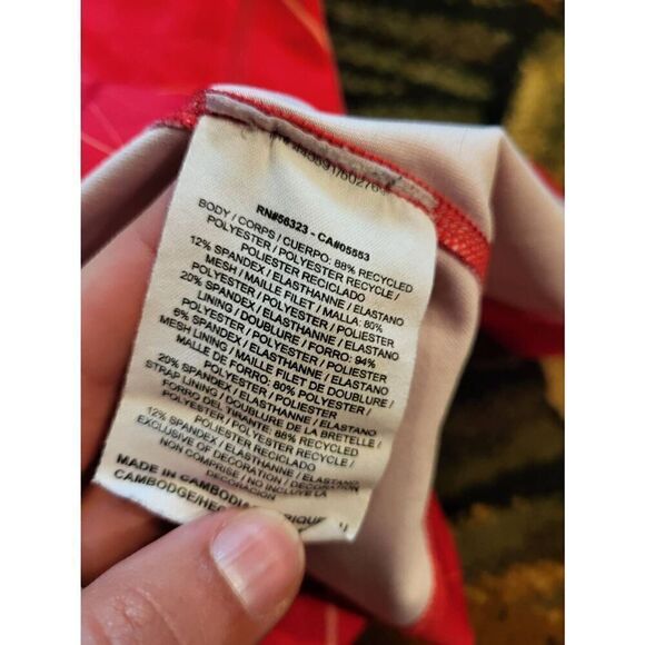 Nike Dri Fit Sporty Swim Top Tankini Tank Geometric Red Women's Small - Picture 4 of 4